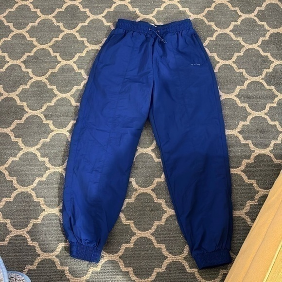 Wilo Pants - Wilo Windbreaker Joggers